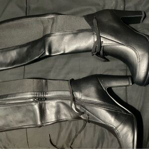 Chic Black Over the Knee Women's Boots